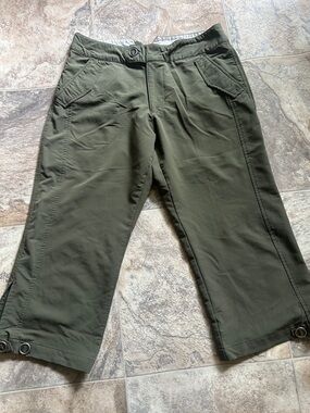 REI Olive Green Cropped Performance Pants